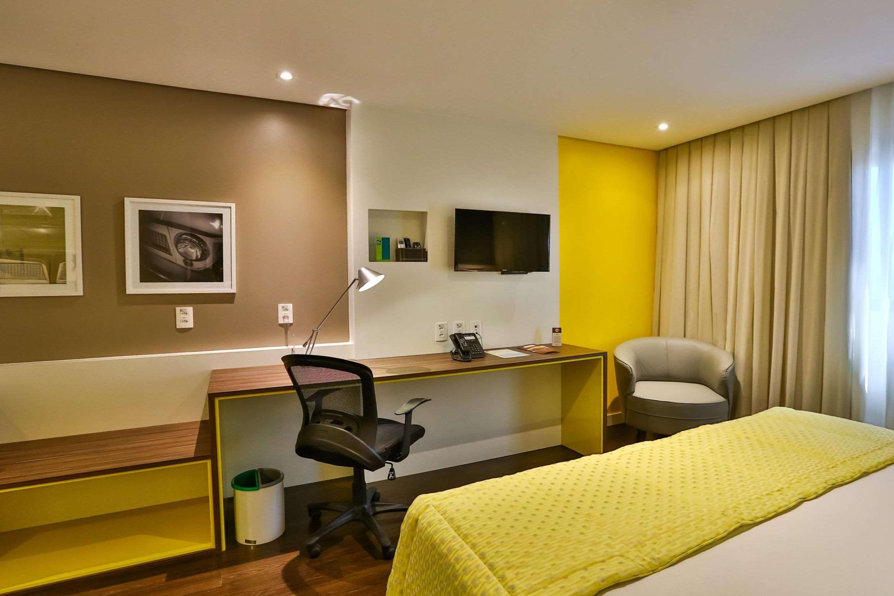Quality Hotel Flamboyant Hotel