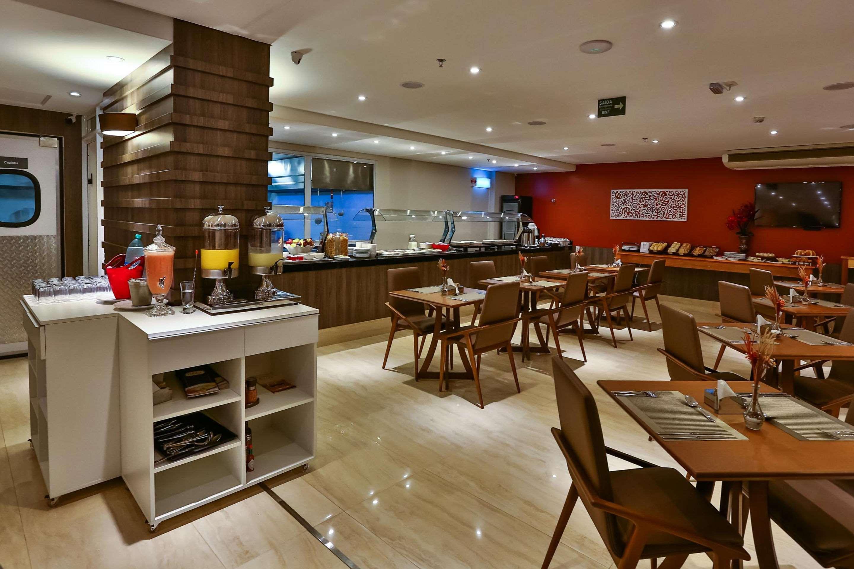 Quality Hotel Flamboyant Hotel 4*
